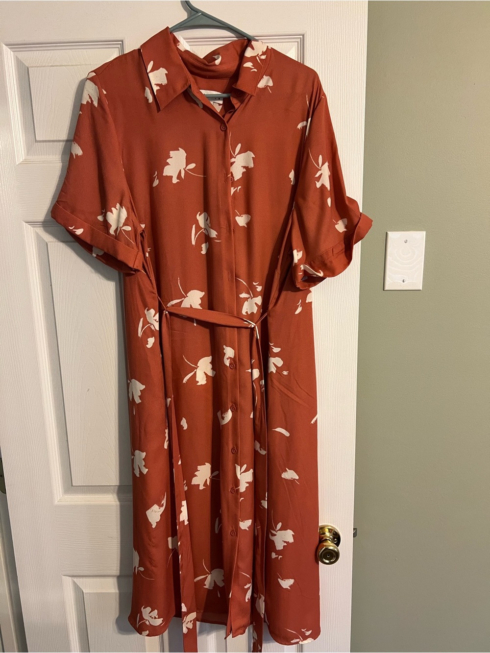 Ava & Viv Rust Floral Button-Front Midi Shirt Dress